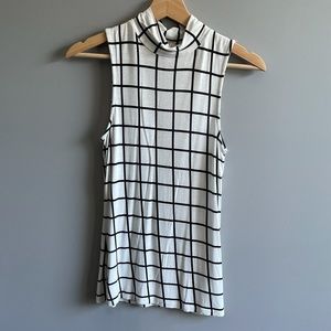 Stretch Sleeveless Mock Neck Grid Top